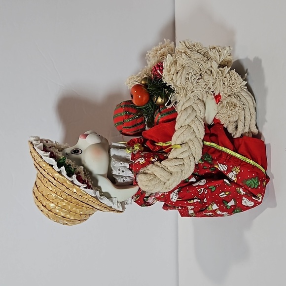 House of Lloyd VTG Christmas Around the World Flossie Bunny Red Green - Picture 7 of 9